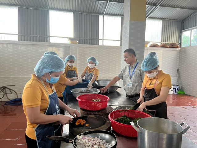 Rà soát, kiểm tra việc thực hiện các hợp đồng cung cấp thực phẩm, suất ăn tại các cơ sở giáo dục